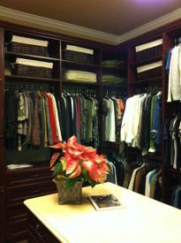 Artisan Custom Closets