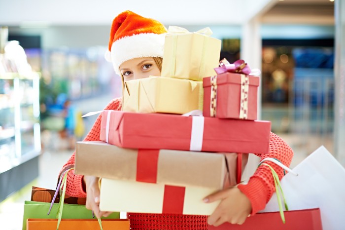 Avoiding Back Pain While Holiday Shopping