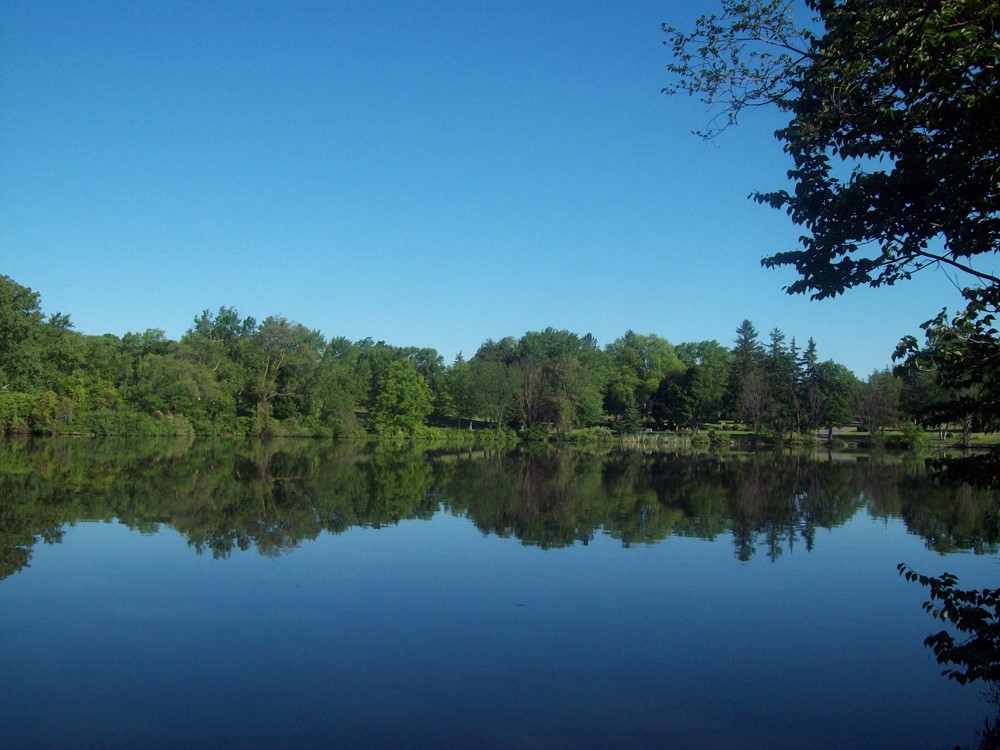 deepdale memorial gardens michigan